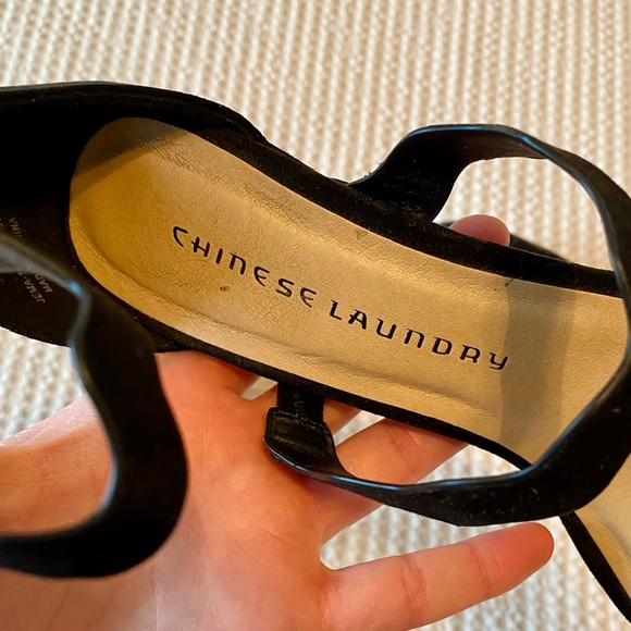 Chinese Laundry Heels - Picture 6 of 7
